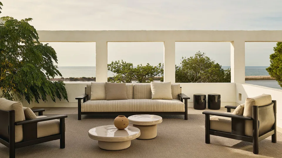 Poliform Crew ceramic coffee table on a terrace, Poliform outdoor tables