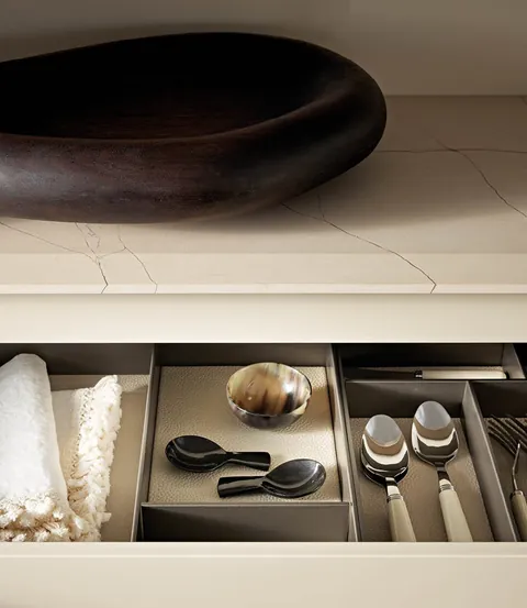 Poliform Duke sideboards with curved fronts, photograph 3