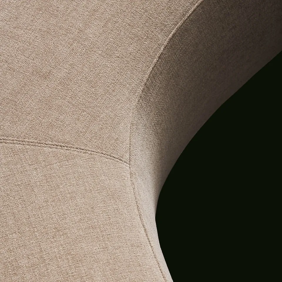 Poliform Sunday compact enveloping seating, photograph 1