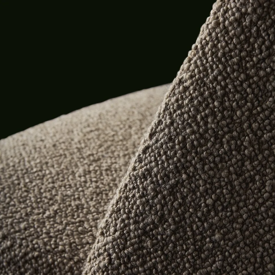 Poliform Sunday, compact enveloping seating